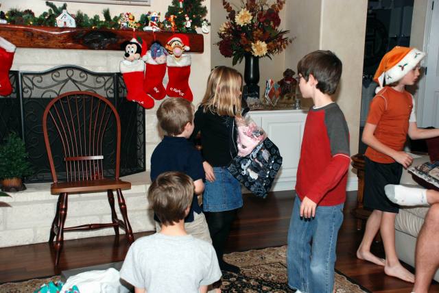 2008/12(Dec)/06(Christmas Eve-Here)/640x480_2008-12-24-37.JPG